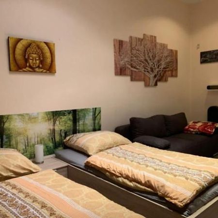 Pension Lotti Friedrichshain Berlin Exterior photo